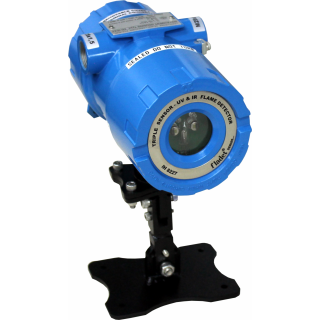 Triple Sensor Flame Detector with High Sensitivity Selection and Air Purging Provision